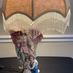 VINTAGE ANGEL LAMP