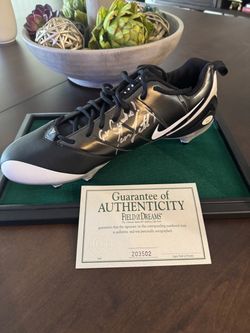 AZ Cardinals Larry Fitzgerald Signed Cleat