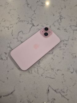 IPhone 15 - Like New. Pink 128gb - Unlocked