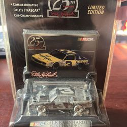 Dale Earnhardt 1:64 Collector Car