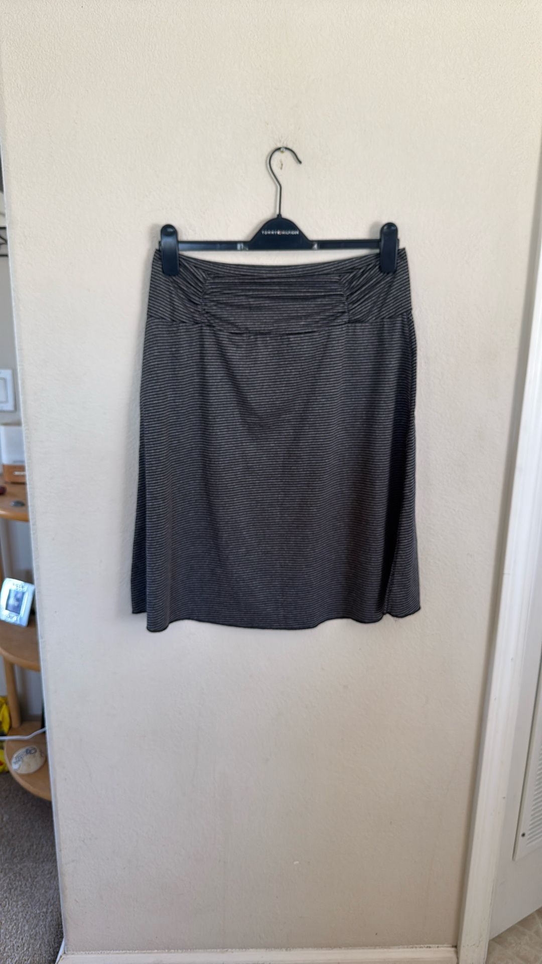 Tranquility Women’s Large L Striped Pull On Skirt