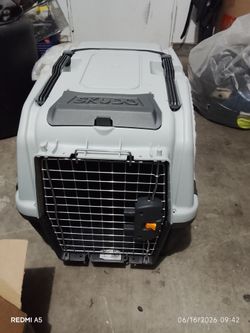 Pet carrier