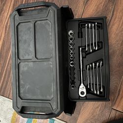 Husky Ratchet Set