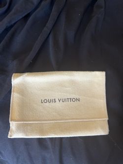 Key Holder L V Louis Vuitton Lv for Sale in Oakland, FL - OfferUp