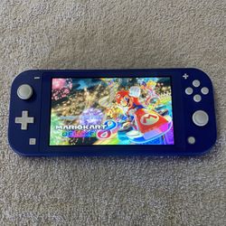 NINTENDO SWITCH LITE with 512GB Loaded With Over 100 POPULAR SWITCH GAMES