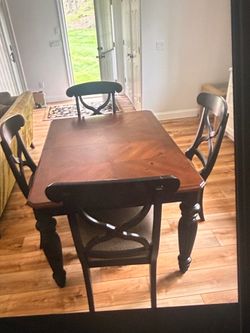 Dinning Table