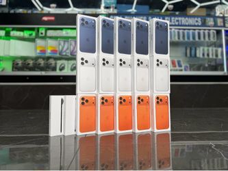 Apple iPhone 17 Pro Max ((Take It Home In Payments/ llévatelo a casa en pagos) only $10 down