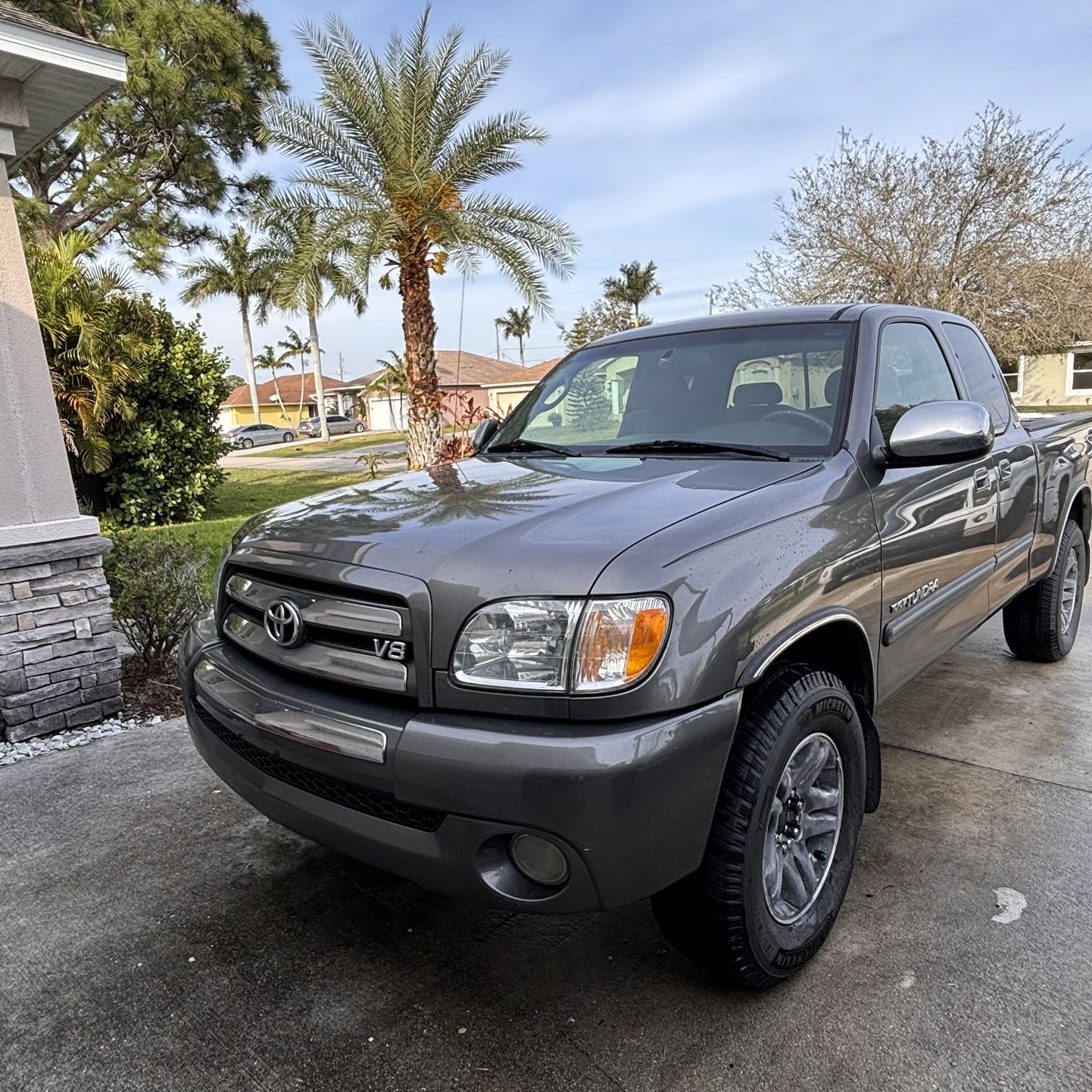 2004 Toyota tundra V8 4D 6 1/2ft Bed