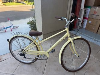 Schwin beach cruiser with gears