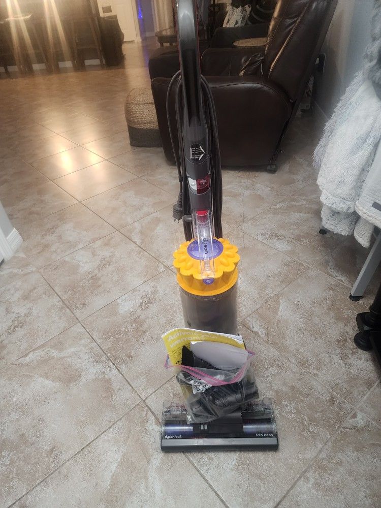 Dyson Rollerball Vacuum Cleaner with Attachments