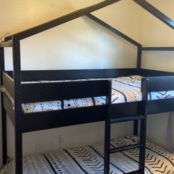 Black Bunkbed Frame With 2 Mattresses 