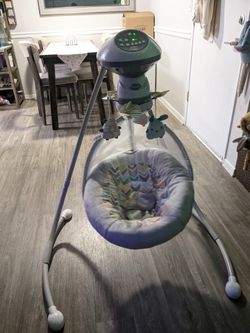 Baby swing