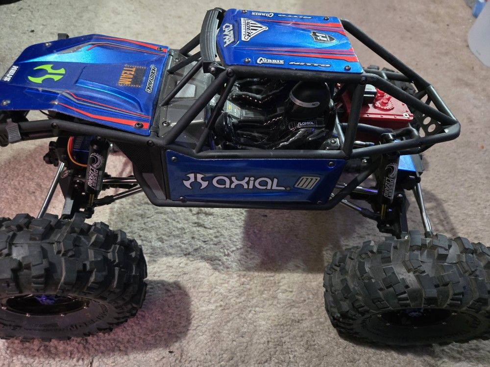 Axiel Capra Ub10 4wheel Steering