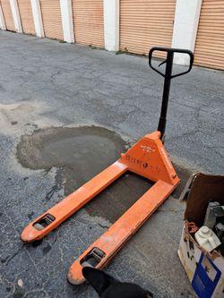 Pallet jack