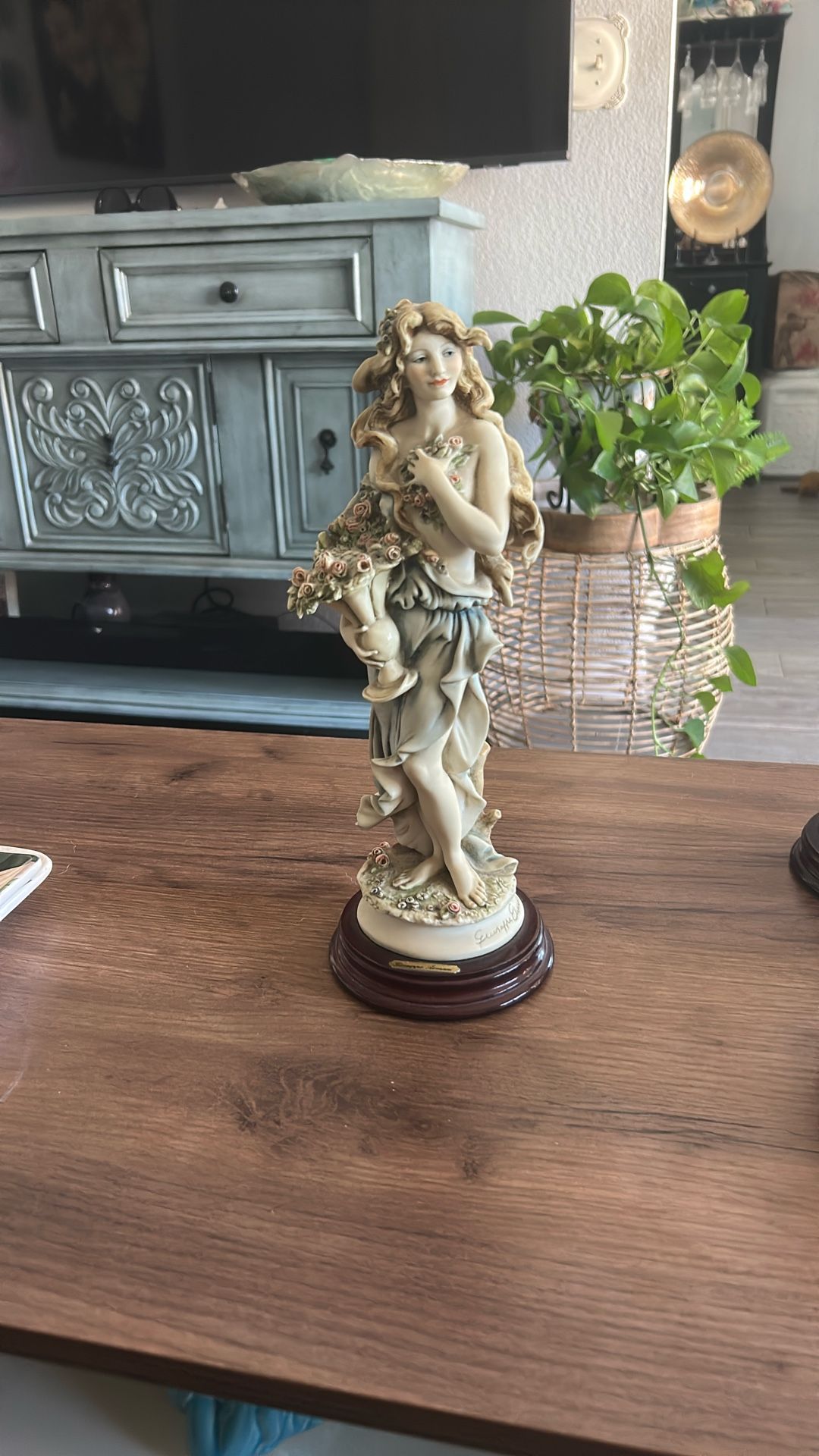 Armani Collection Spring Statue