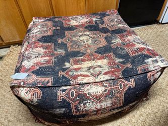 LOLOI  OTTOMAN POUF!!!