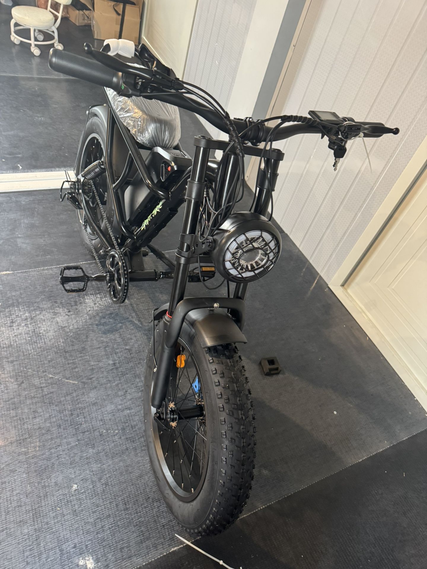 Off-road electric bicycle