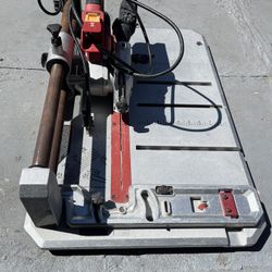 SKIL 3601-02 7 Amp Floor Saw with Lightweight Design for Transport Working Good $100 Firm On Price