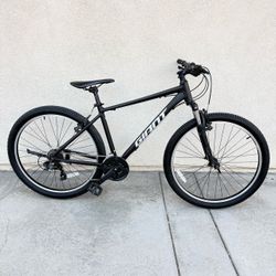 27.5"(M) Giant ATX Mountain Bike Front Suspension Shimano 21 Speed Adult - Ready to Ride