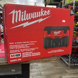 Milwaukee M18 - 2 Gallon Wet/Dry Vacuum