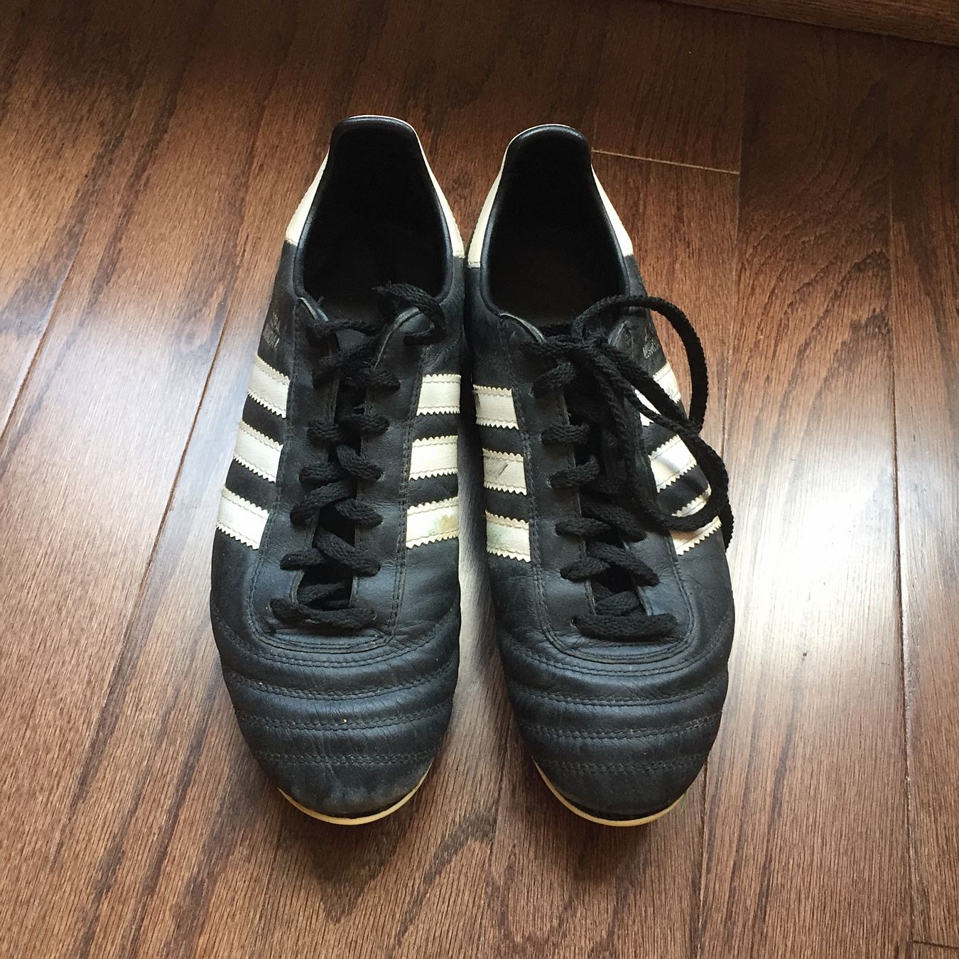 Adidas Soccer/Football Shoes, size 7M
