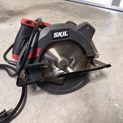 Skil Saw 7 1/4” Circular Saw 