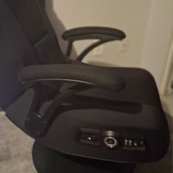 X ROCKER GAME CHAIR