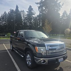 2014 Ford F-150 XLT Black