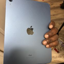 iPad 10th Gen Unlocked