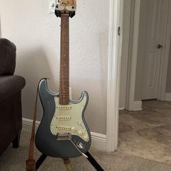 Fender Stratocaster MIM 2016 – Mint Condition – Blue