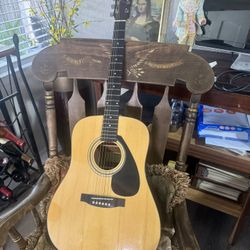 Yamaha  Acústica Guitarra 