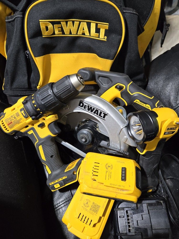 DEWALT NEW  SAW, DRILL, LIGHT, 2 BATTERIES ,  CHARGER AND TOOL BAG  $300 FIRM