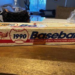 Topps Baseball Complete 1990 Boxes Manufactured Sealed. 