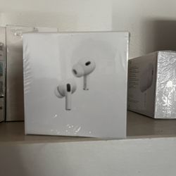 $35•earbuds•new