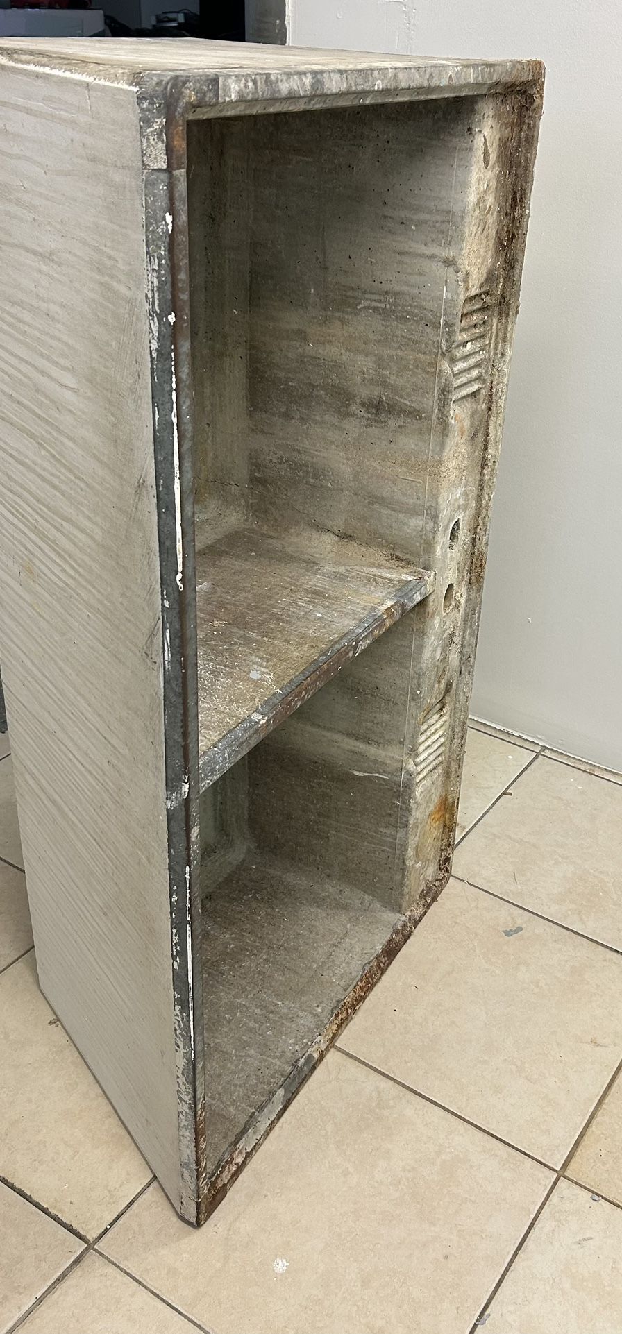 FREE Concrete Sink - Pick Up ASAP