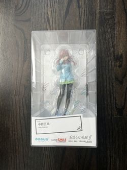 Miku Pop Up Parade Figure