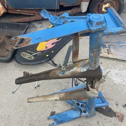 VW bug swing axle torsion housing