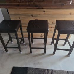 3 Bar Stools