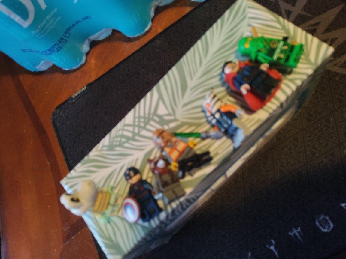 7- LEGO MINI FIGURES, ALL 7 FOR $20   PICK ⛏️ UP ONLY