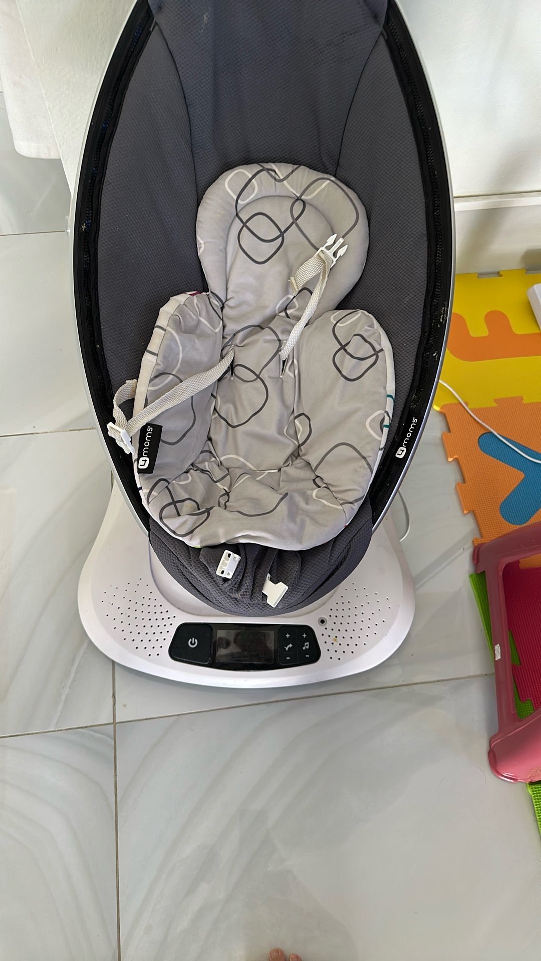 Baby 4mom Swing
