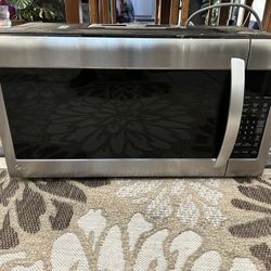 Needs Repair! Microwave Lg 