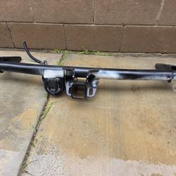 2003 Cadillac Escalade Tow Hitch