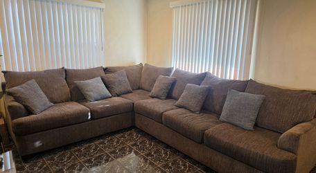 Sectional sofa