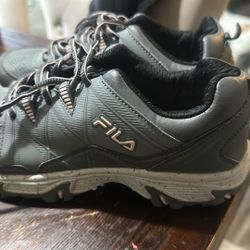 fila size 7 de mujef en buenas condiciones 