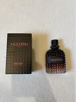 Valentino Born in Roma Coral fantasy