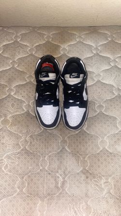 Black Pandas Size 9/5