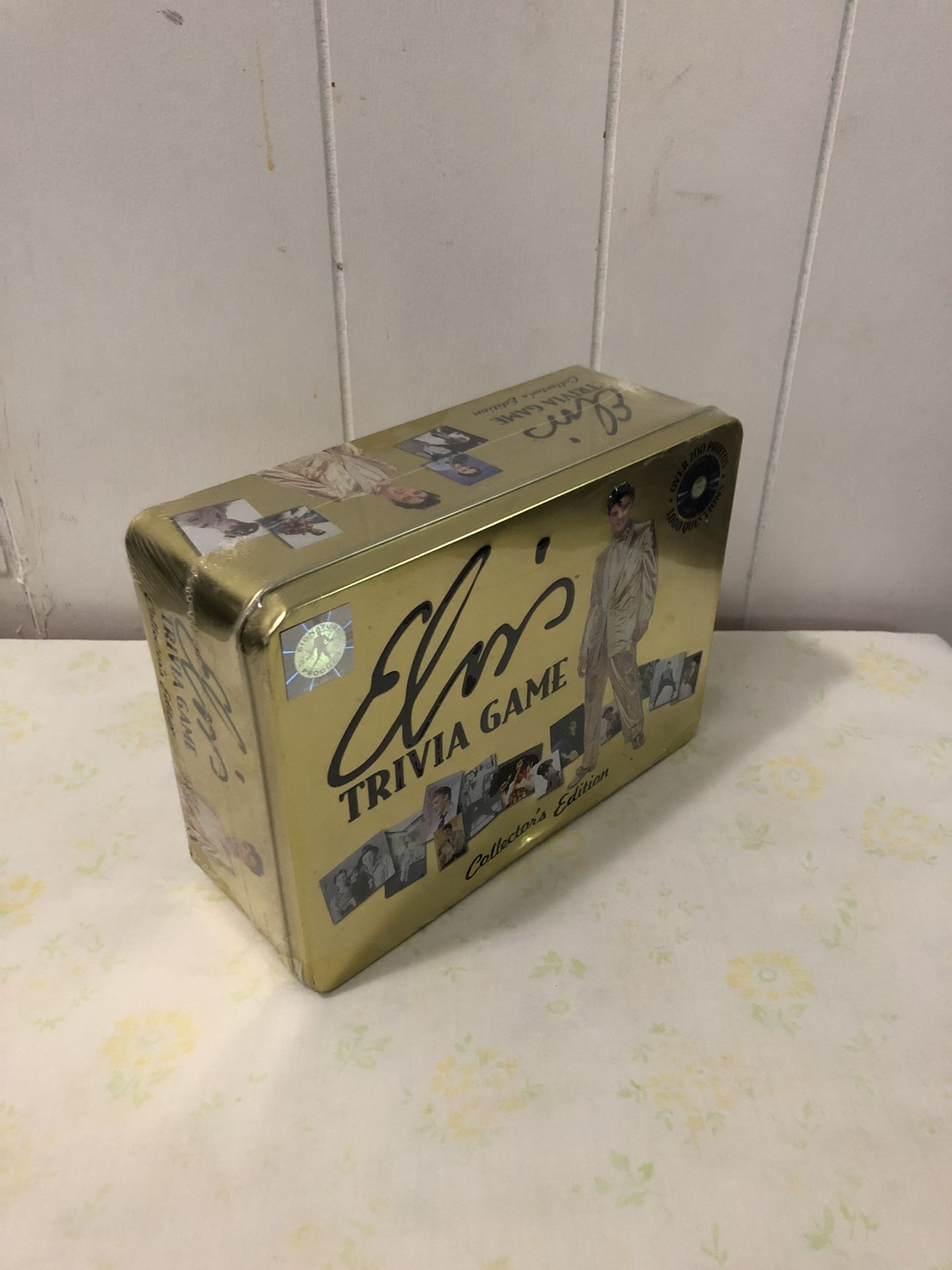 Elvis Trivia Game 2003 Collector’s Edition Sealed In Plastic Tin Box New