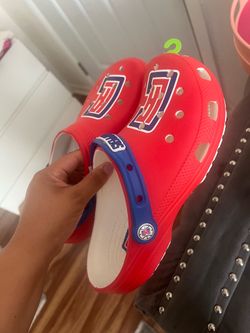 Crocs women’s size 9 boys size 7