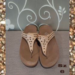 WOMENS FIT FLOP THONG SANDALS SZ 6
