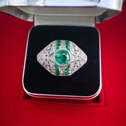 Art Deco 14K White Gold Emerald Ring